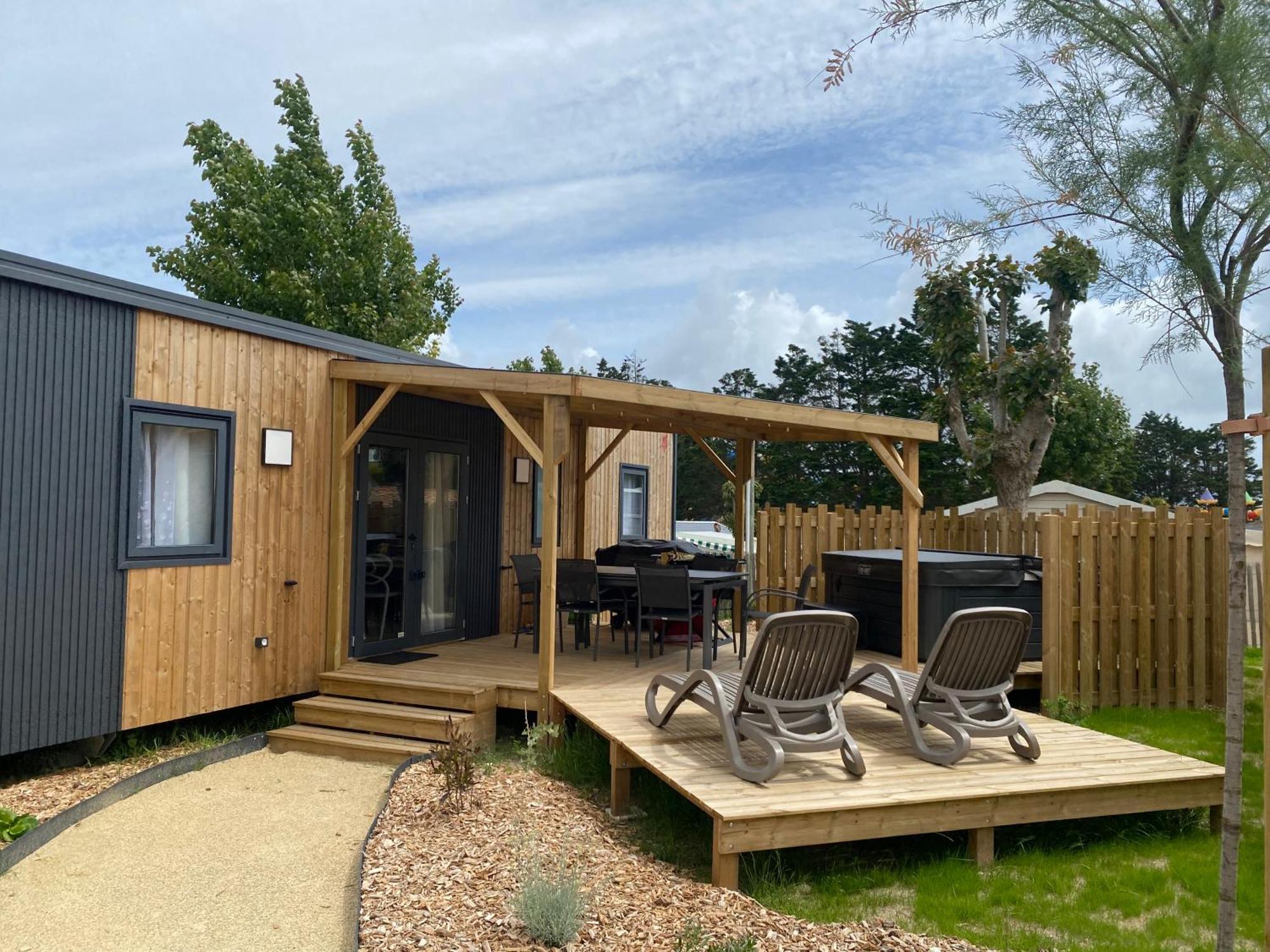 Hotel Camping Les Alizes Saint-Hilaire-de-Riez Exterior foto
